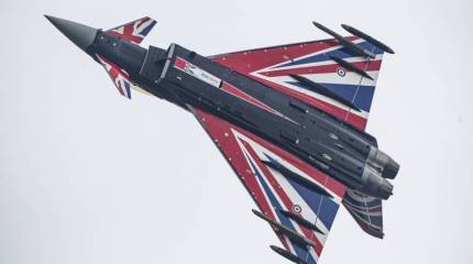 «Станет изюминкой авиасалонов»: новая «патриотичная» схема окраски британских истребителей «Тайфун»