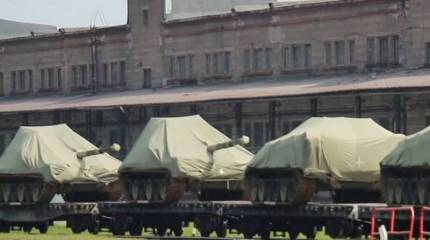 «Уралвагонзавод» отправил в войска партию танков Т-90М «Прорыв» и ремонтно-эвакуационных машин БРЭМ-1М