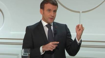 «Действия Кремля можно понять»: Макрон выступил за диалог с Россией