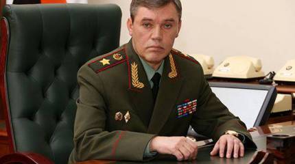 Валерий Герасимов рассказал о переходе стратегической инициативы в Сирии к правительственной армии САР