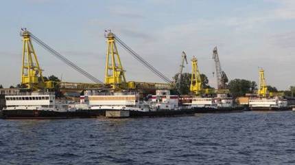 Новейший самоходный плавучий кран проекта 02690 пополнил ТОФ РФ