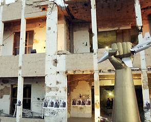 En Libia, el Palacio de Gaddafi fue volado