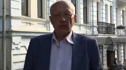 Экс-советник Кучмы: Мужчины и женщины с военными и медицинскими специальностями на Украине – это уже рабы