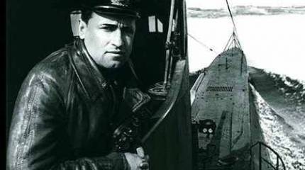 Моряки ТОФ отметили 100-летие со дня рождения героя-подводника Щедрина