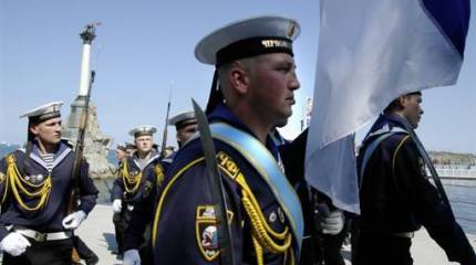 Здесь, в Крыму, даже танки вводить не надо - Джемилев