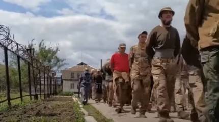 Часть сдавшихся в Мариуполе боевиков «Азова» этапировали из СИЗО Луганска в исправительную колонию