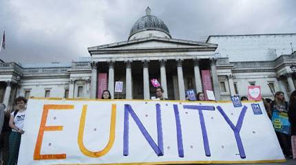 Брюссель трясет от возможного Брексит (NRK, Норвегия)