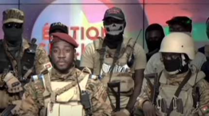 В африканской стране Буркина-Фасо власть перешла в руки военных