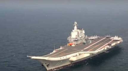 «Водоизмещение до ста тысяч тонн»: опубликованы новые изображения китайского авианосца Type 003