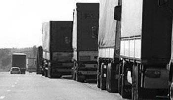 На Украину прорвалась колонна грузовиков с добровольцами из России