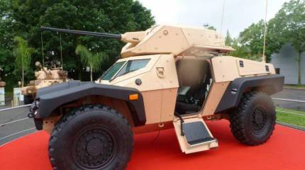 Бронированные машины «CRAB» и «Sphinx» от компании «Panhard»