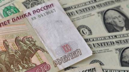 Почему ЦБ РФ не спасает падающий рубль?