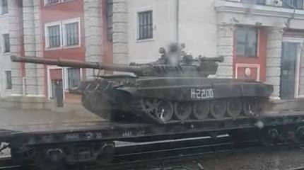 В Киеве сообщили об отправке из Белоруссии в Россию очередной партии снятых с хранения танков Т-72А