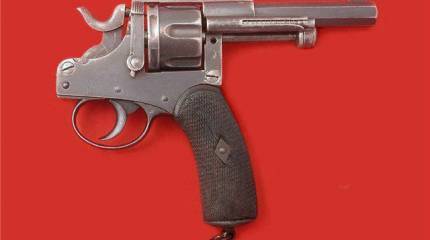 Если на стене висит ружьё...