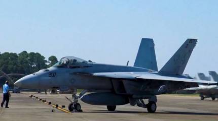 ВМС Индии испытают американские F/А-18E Super Hornet в качестве палубных истребителей для авианосца Vikrant