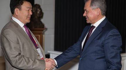 В Москве прошли переговоры глав оборонных ведомств России и Монголии