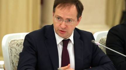 Мединский: Российско-украинские переговоры продолжаются сегодня в видеоформате, позиции по Крыму и Донбассу неизменны