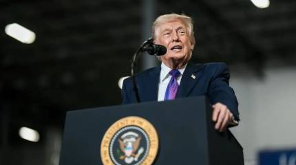 Трамп неожиданно заявил, что армия США временно прекращает атаковать Иран