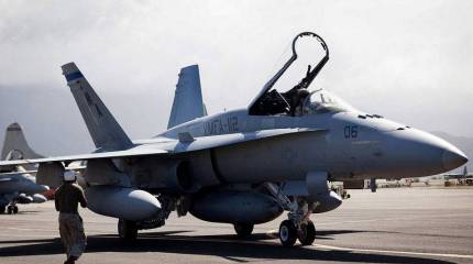 Самолёты F/A-18C/D Hornet КМП США получат РЛС с АФАР