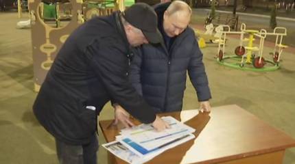 «Никто не поседел»: В Кремле ответили на вопрос о поездке президента РФ на Донбасс