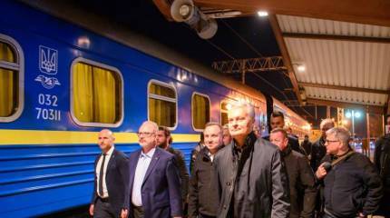 Президенты Польши и стран Балтии отправились в Киев на встречу с Зеленским