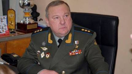 Генерал Шаманов: Не стоит мешать российским военным на Украине и торопить их