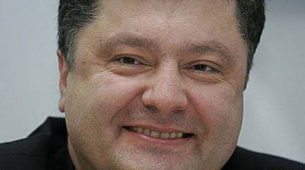 Порошенко "отжигает": украинская армия разгромила колонну военной техники, вторгшуюся из России