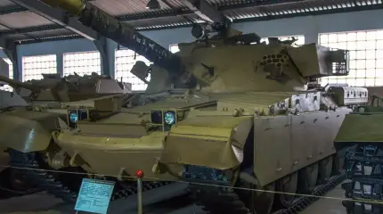 Действие бронебойно-фугасных снарядов танка «Чифтен» по броне