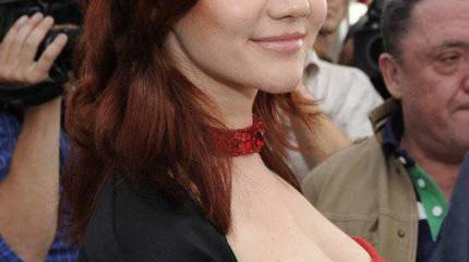 Сотрудников британского Минобороны предупредили об опасности контактов с русскими и китайскими женщинами