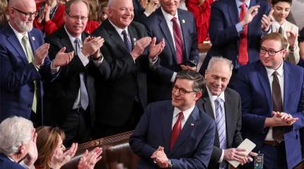 Американские конгрессмены уходят на каникулы до сентября, что вызвало раздражение в Киеве