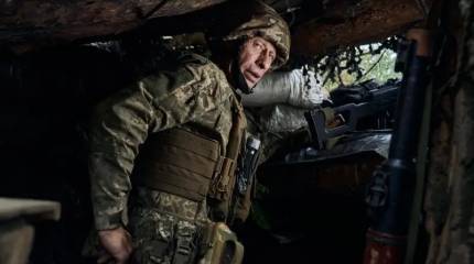 «Приказано держаться и ждать инаугурации Трампа»: Британское издание сообщило о тяжёлом положении ВСУ в Курской области