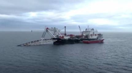 Названы сроки начала работ по укладке труб «Северного потока-2» на датском участке