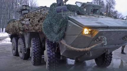 Замечен эшелон с новейшими российскими БТР «Бумеранг»