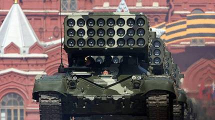 Новейшую огнемётную систему ТОС-2 покажут на Параде Победы в Москве
