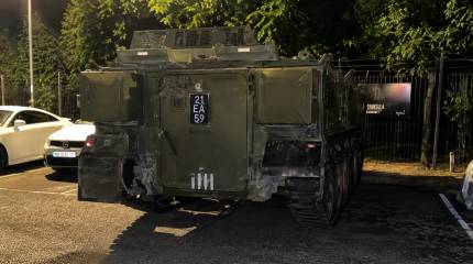 Двое пьяных британских военных угнали 15-тонный БТР и катались по жилому району