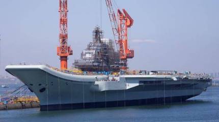 Авианосец "Варяг" может войти в состав ВМС Китая под именем Ляонин