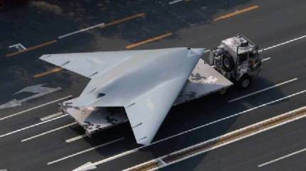 Опубликован снимок китайского стелс-дрона GJ-11 с плоским соплом в полёте