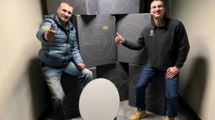 В Германии братьям Кличко присудили премию «за гражданское мужество» и взяли интервью