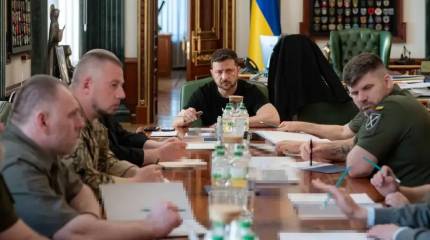 Зеленский утверждает, что численность группировки ВС РФ «на Украине» достигла 695 тысяч человек