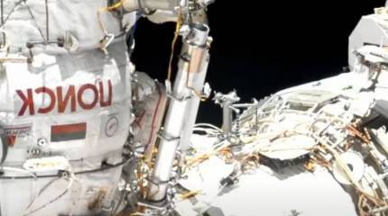 Российские космонавты Новицкий и Дубров совершили выход в открытый космос на МКС