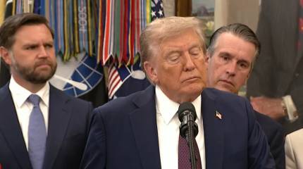 Трамп жив: президент США появился перед камерами и объявил о реформе в Пентагоне