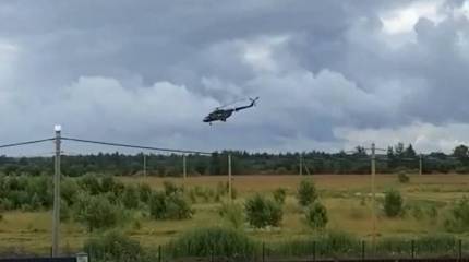 Вертолёт Ми-8 Росгвардии совершил жёсткую посадку в Ленинградской области
