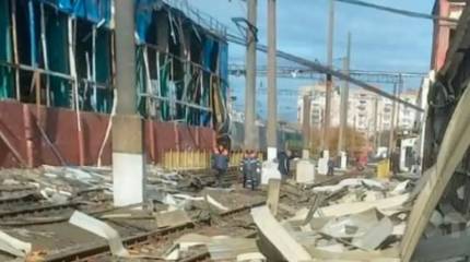 Показаны последствия ударов «Гераней» по депо и подстанции в Котовске