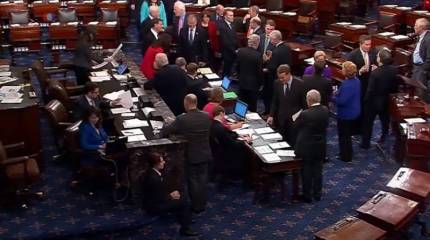 В Сенате США призвали Байдена «незамедлительно» передать Украине боевые самолёты и системы ПВО