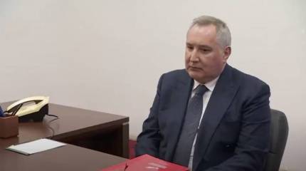 «Работайте, братья!»: Рогозин обратился к сотрудникам Роскосмоса после назначения Госдумой нового руководителя корпорации