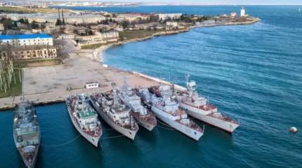 Источник опроверг информацию о планах по якобы включению в состав флота остатков захваченных в Крыму кораблей ВМСУ