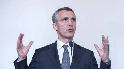 Столтенберг: Мы вас приглашаем наблюдать за учениями, а вы нас - нет!