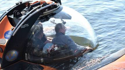 Опубликованы кадры погружения Путина к подводной лодке в Финском заливе