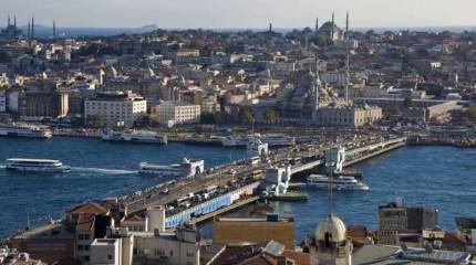 Сначала украинцы вырыли Чёрное море, затем в нём появилась османская подводная лодка