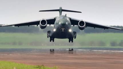 Первый серийный бразильский транспортник КС-390